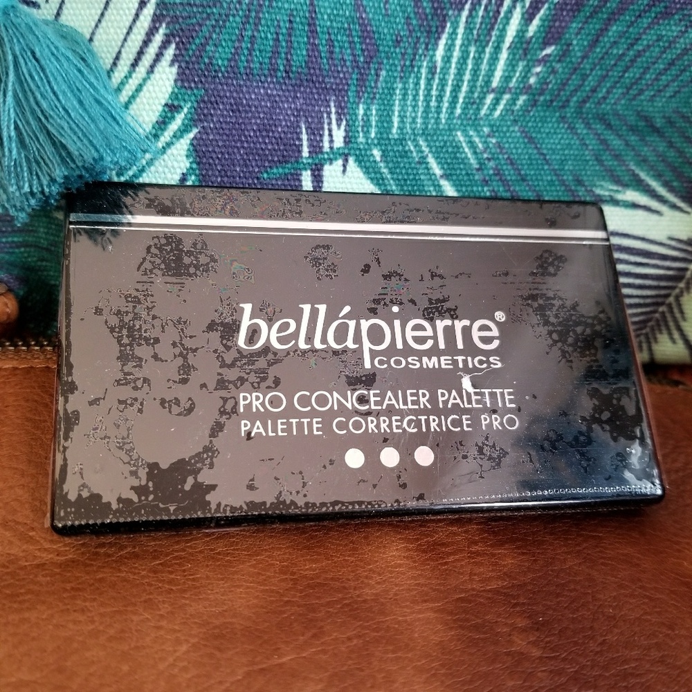 NWOT Bellapierre correcting concealer palette.